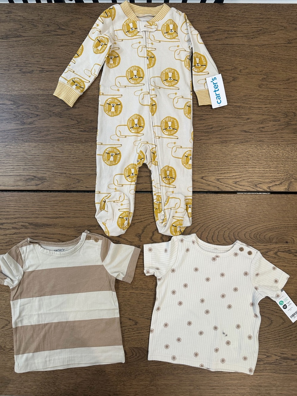 Carter’s Baby 9M 3-Piece Bundle Footed Sleeper T-ShirtsNWT